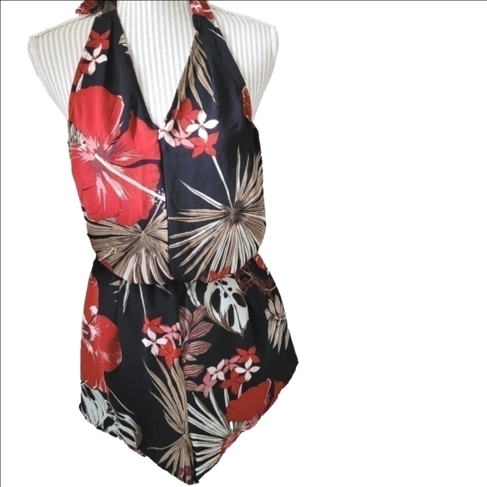 Dynamite | vneck halter romper one piece | small | black red hibiscus dress - Picture 3 of 15